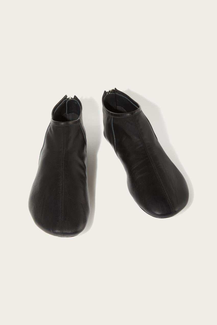 PUCCI Leather Flat Shoes | Women Shoes