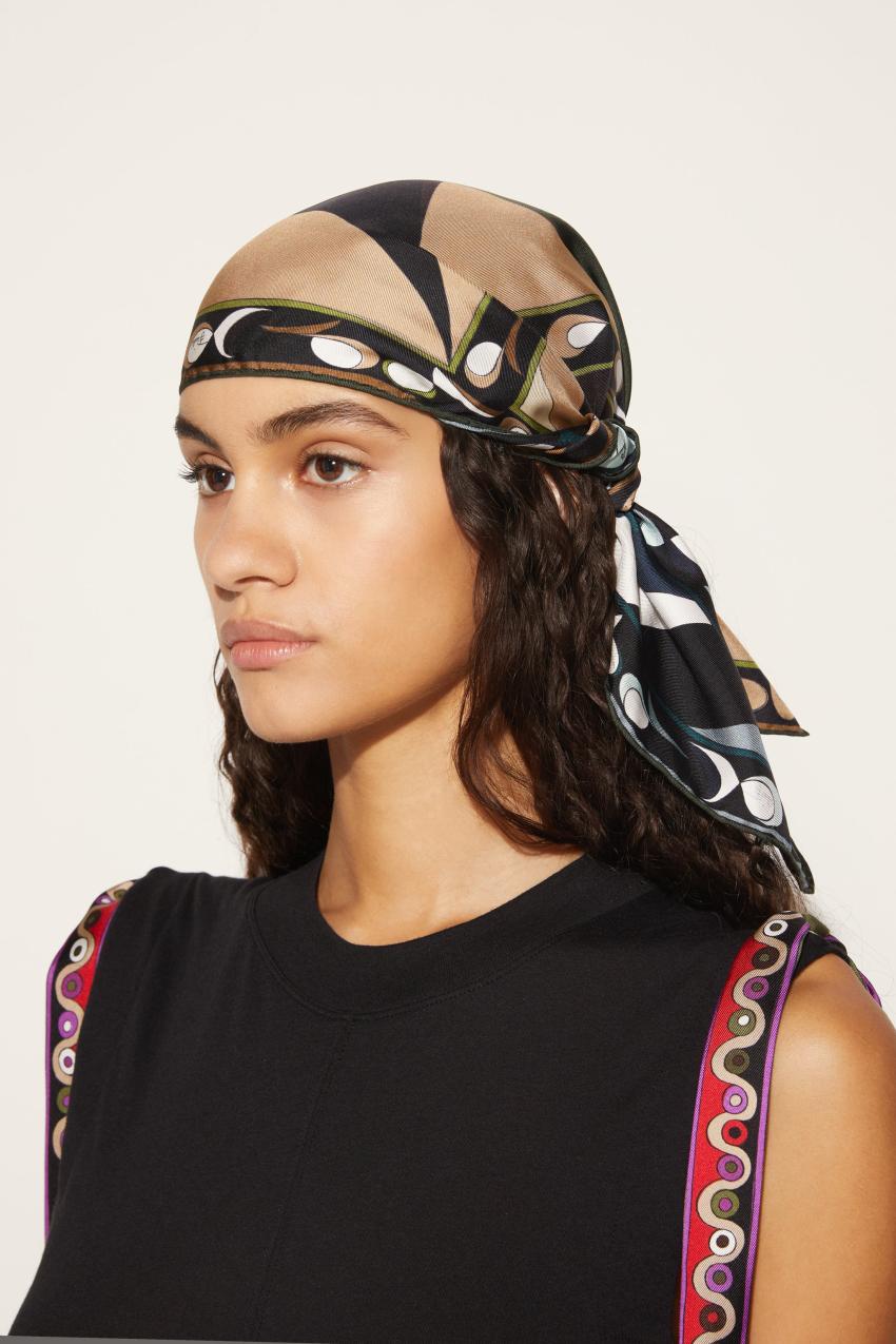 PUCCI Pesci-Print Large Silk-Twill Scarf | Women Silks