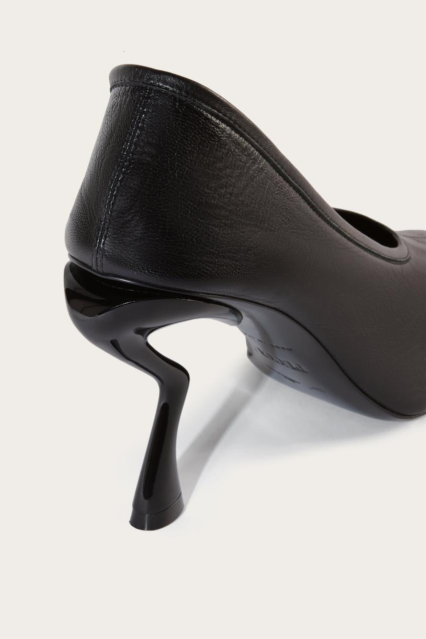 PUCCI Leather Pumps | Women Shoes